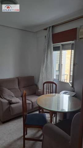 Piso en Alquiler en El Plantinar – Avda. La Paz - El Juncal