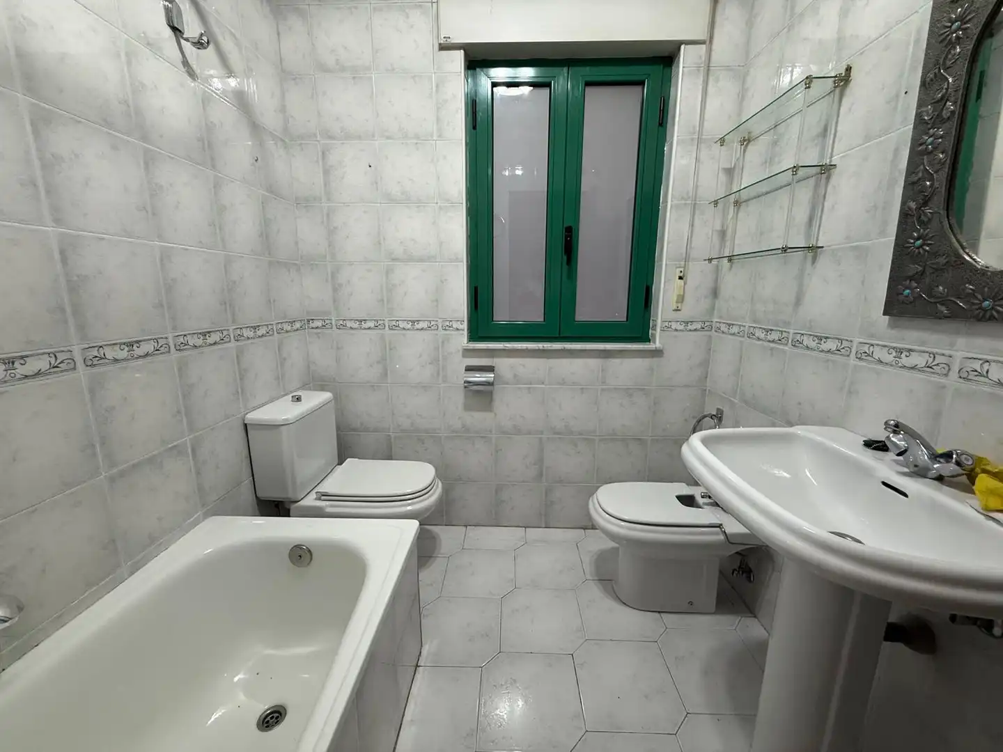 Bany de Pis de lloguer en Salamanca amb Calefacció, Parquet i Moblat