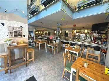 Locale commerciale in vendita a Carrer LOPEZ I PUIGCERVER 21