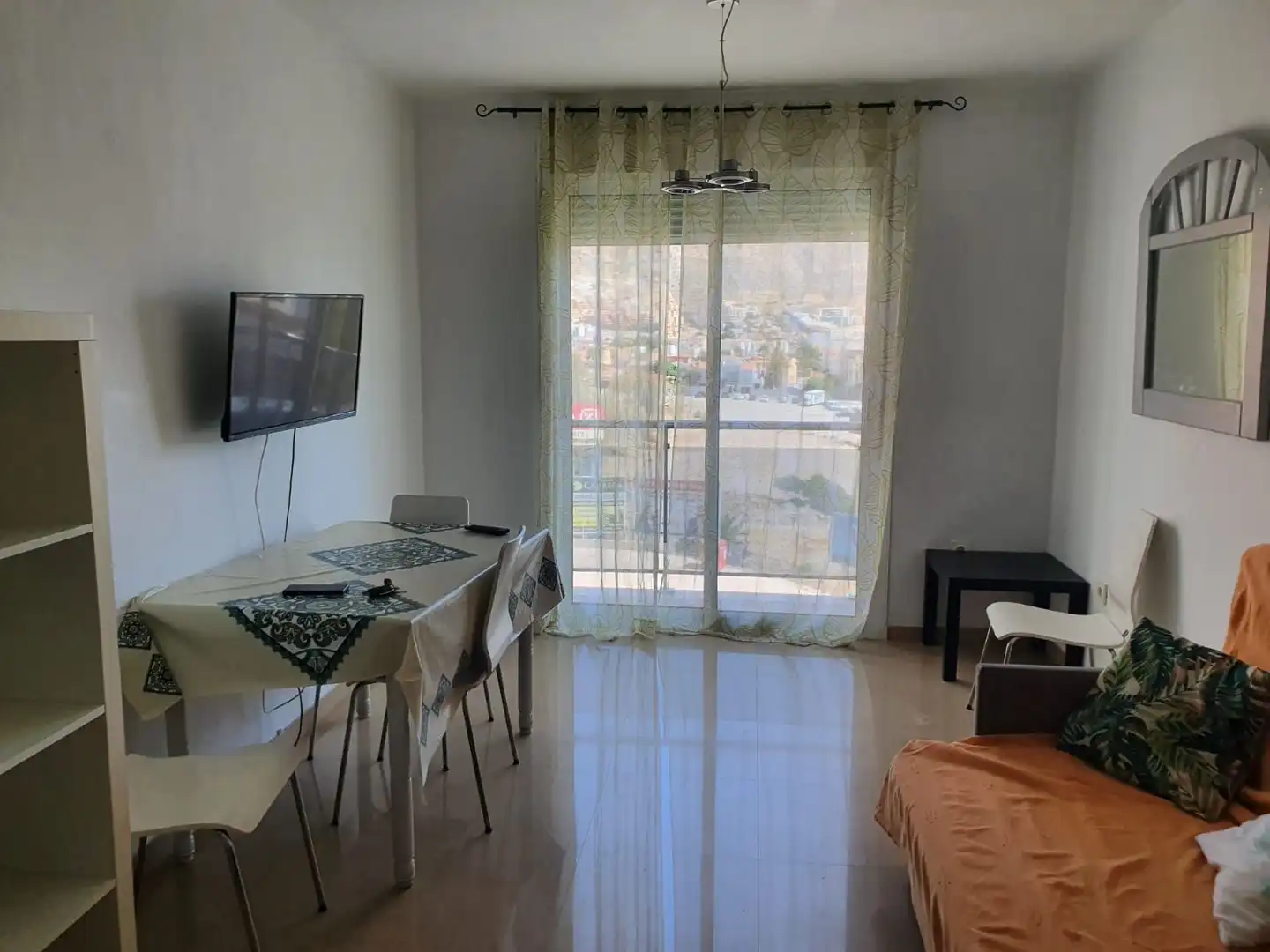 Habitación de Piso de alquiler en Roquetas de Mar con Aire acondicionado, Calefacción y Terraza