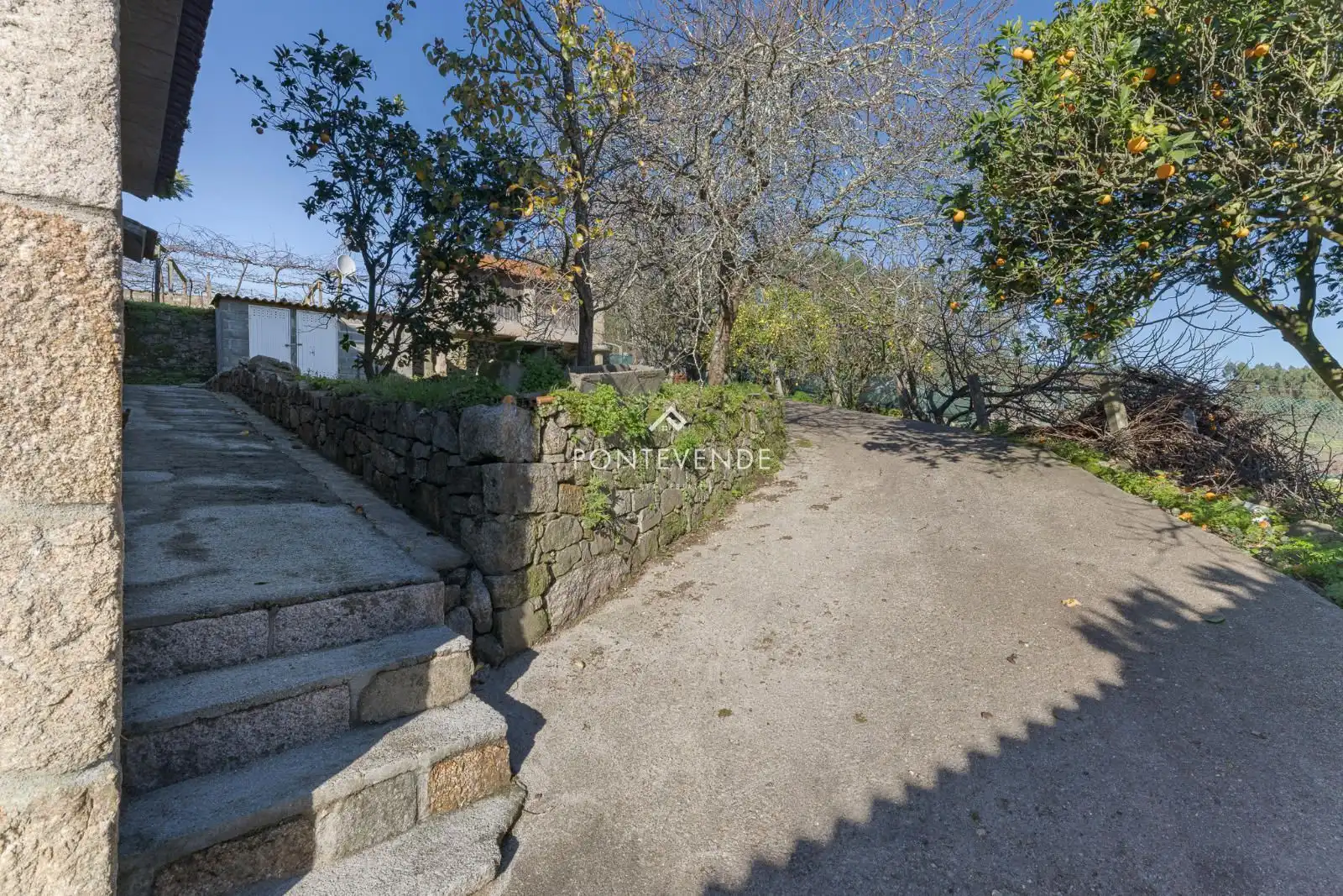 Exterior view of Houses for sale in Vilanova de Arousa  with Heating, Terrace and Swimming Pool