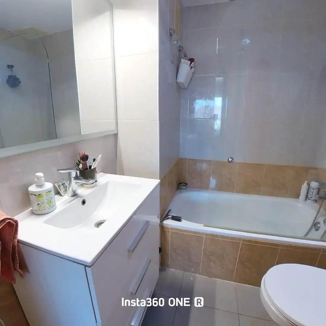 Baño de Piso en venta en El Vendrell con Aire acondicionado y Calefacción