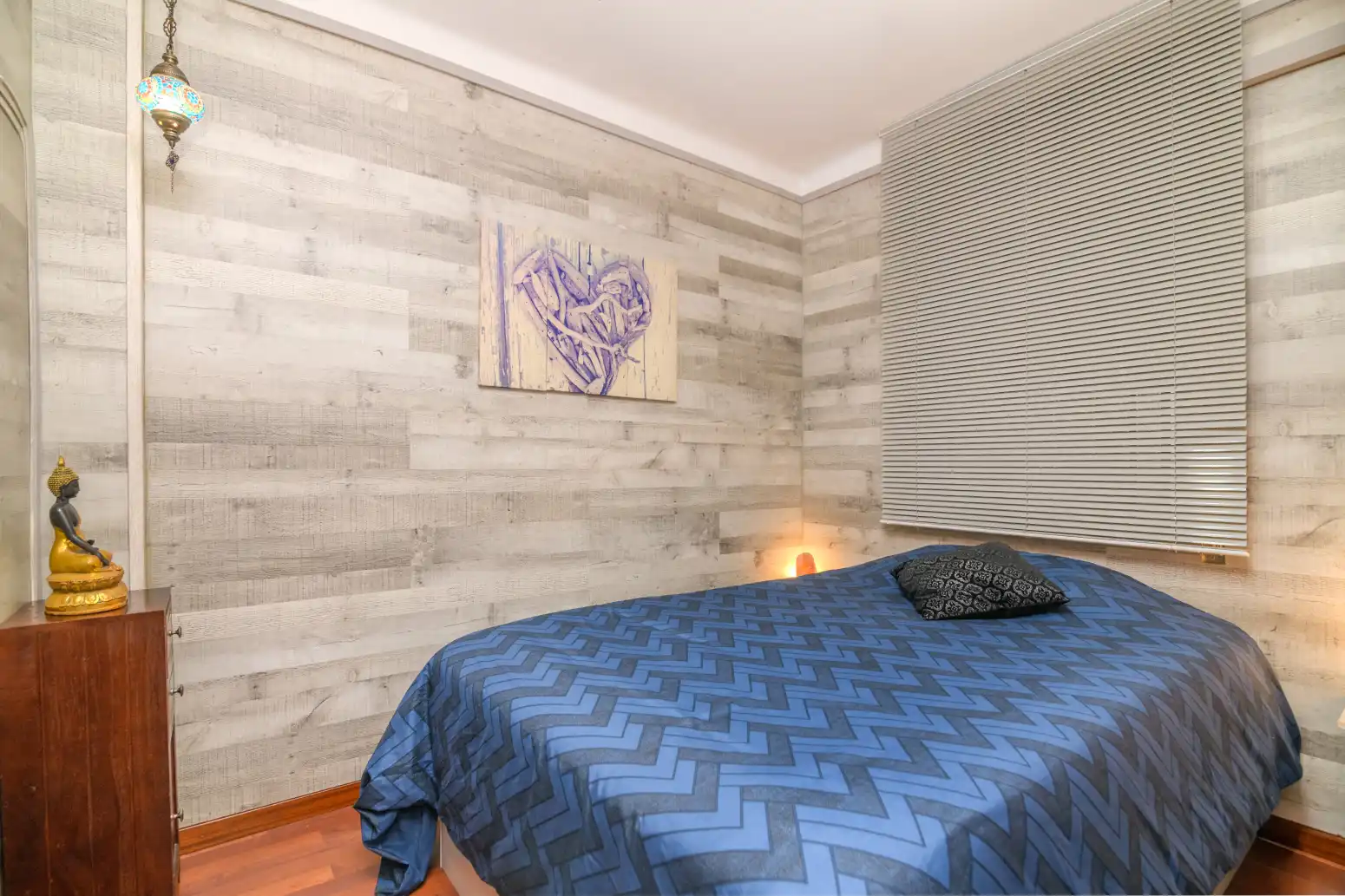 Schlafzimmer von Wohnung zum Verkauf in Barcelona mit Heizung, Parkett und Balkon