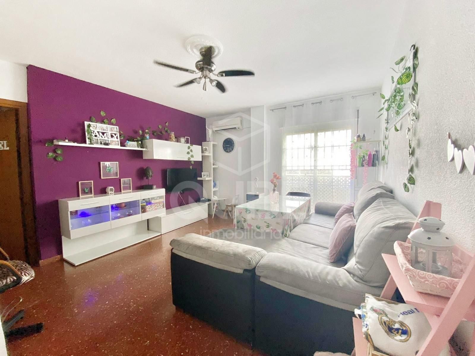 Sala d'estar de Planta baixa en venda en Antequera amb Aire condicionat