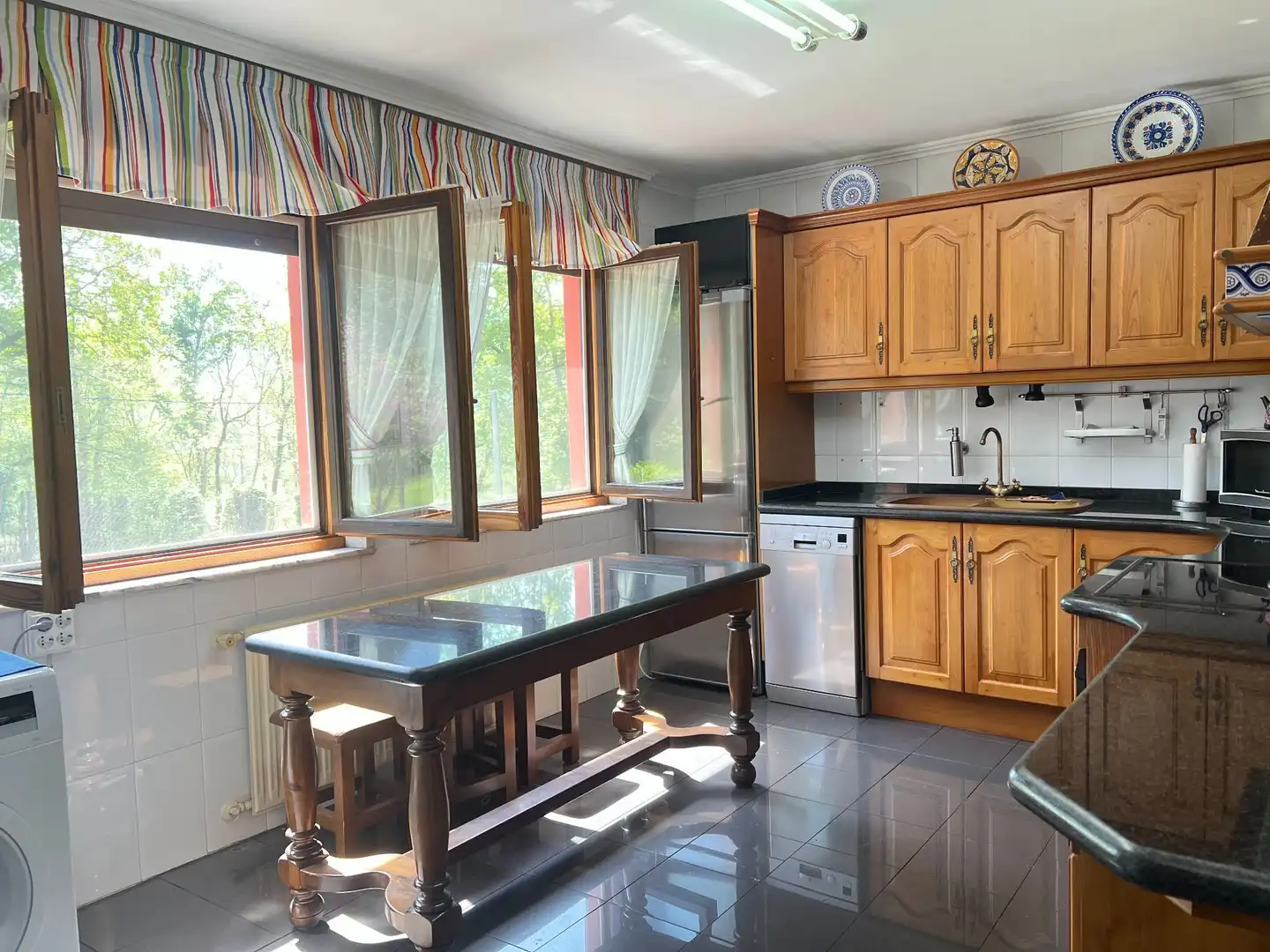 Cocina de Casa o chalet en venta en Cangas de Onís con Calefacción, Jardín privado y Amueblado