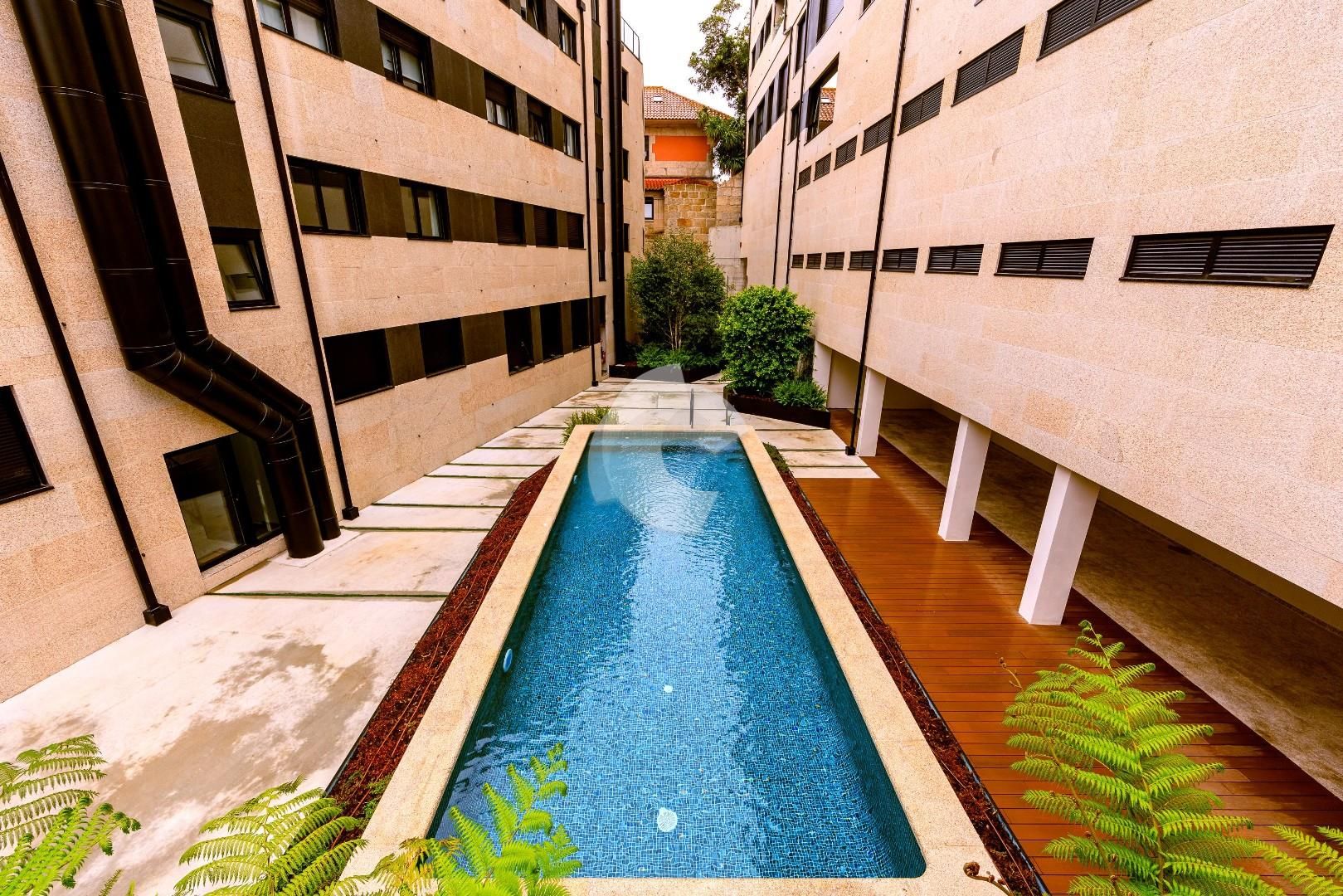 Swimming pool of Flat to rent in Vigo 