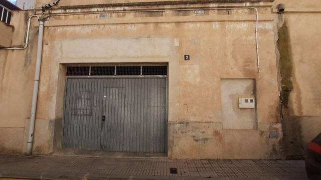 Local comercial en Alquiler en El Maset