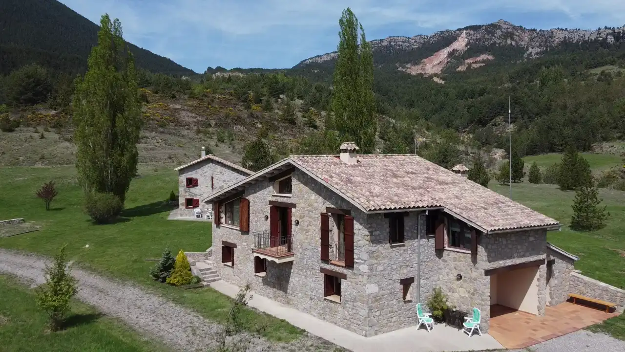 Außenansicht von Country house zum Verkauf in Vallcebre mit Heizung, Privatgarten und Möbliert