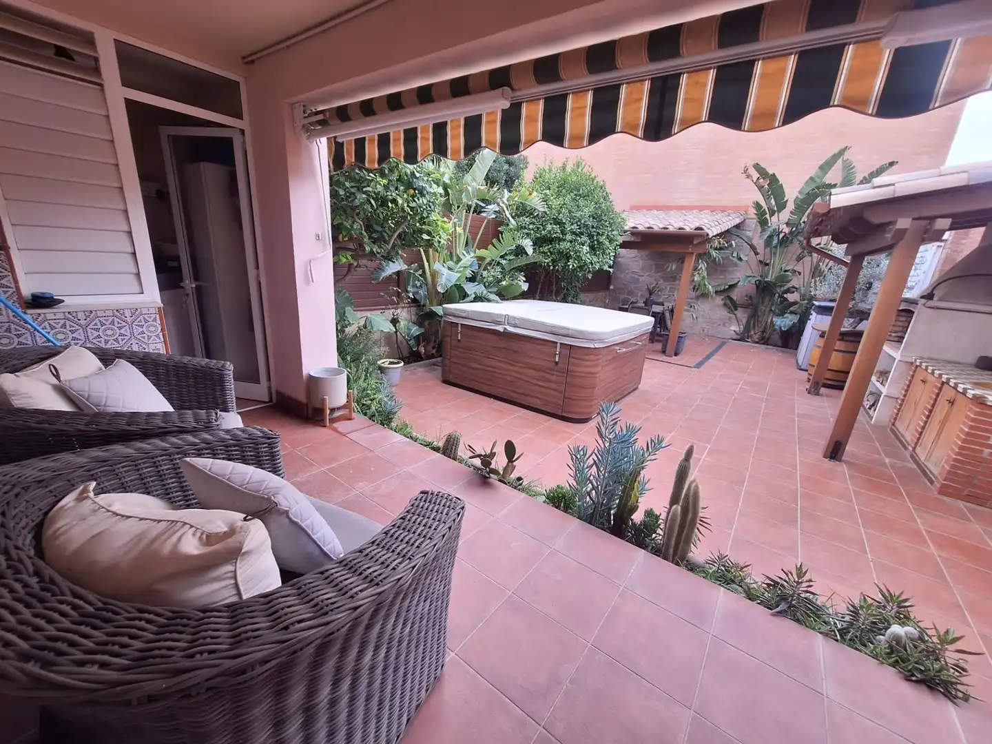 Detached homes for sale in Eixample - Can Bogunyà