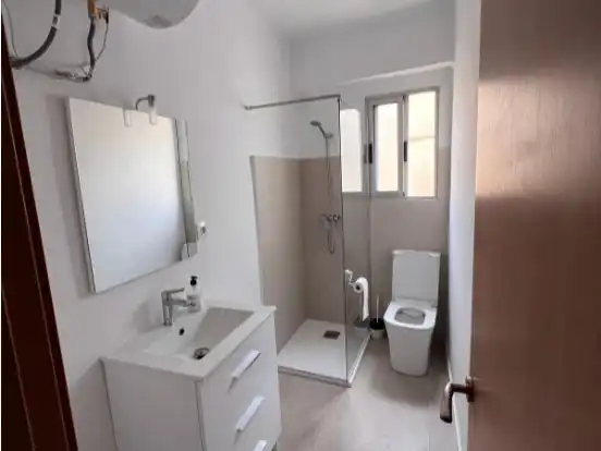 Bany de Pis en venda en Aldaia amb Aire condicionat, Terrassa i Moblat
