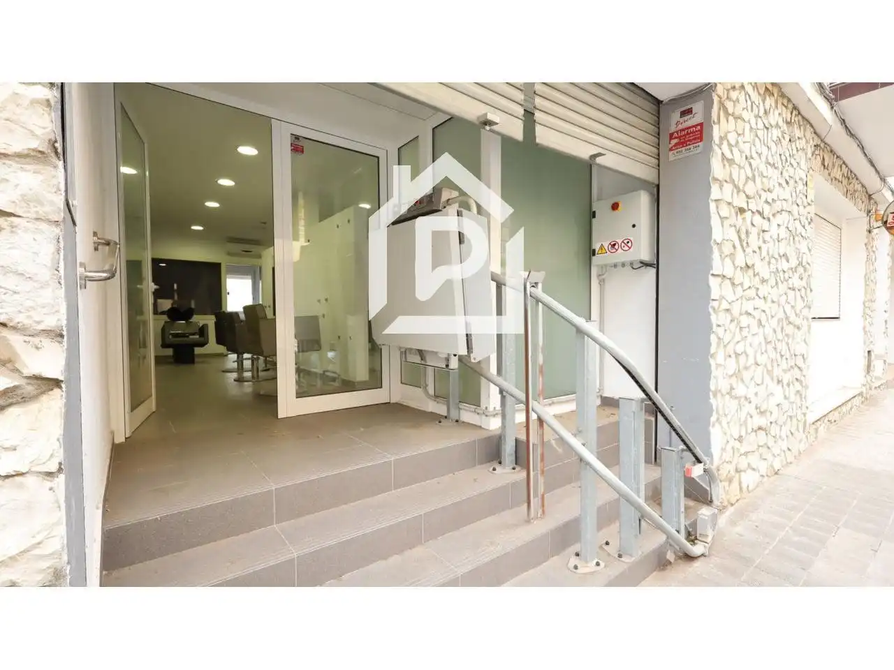 Local comercial en venda a Eugeni d´Ors