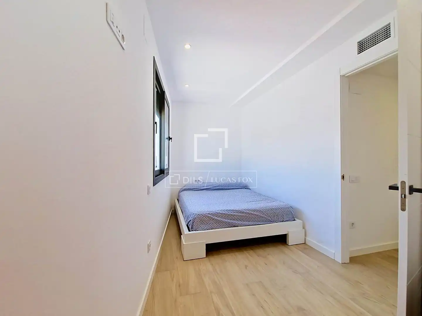 Dormitori de Casa o xalet en venda en Vilanova i la Geltrú amb Aire condicionat, Calefacció i Terrassa