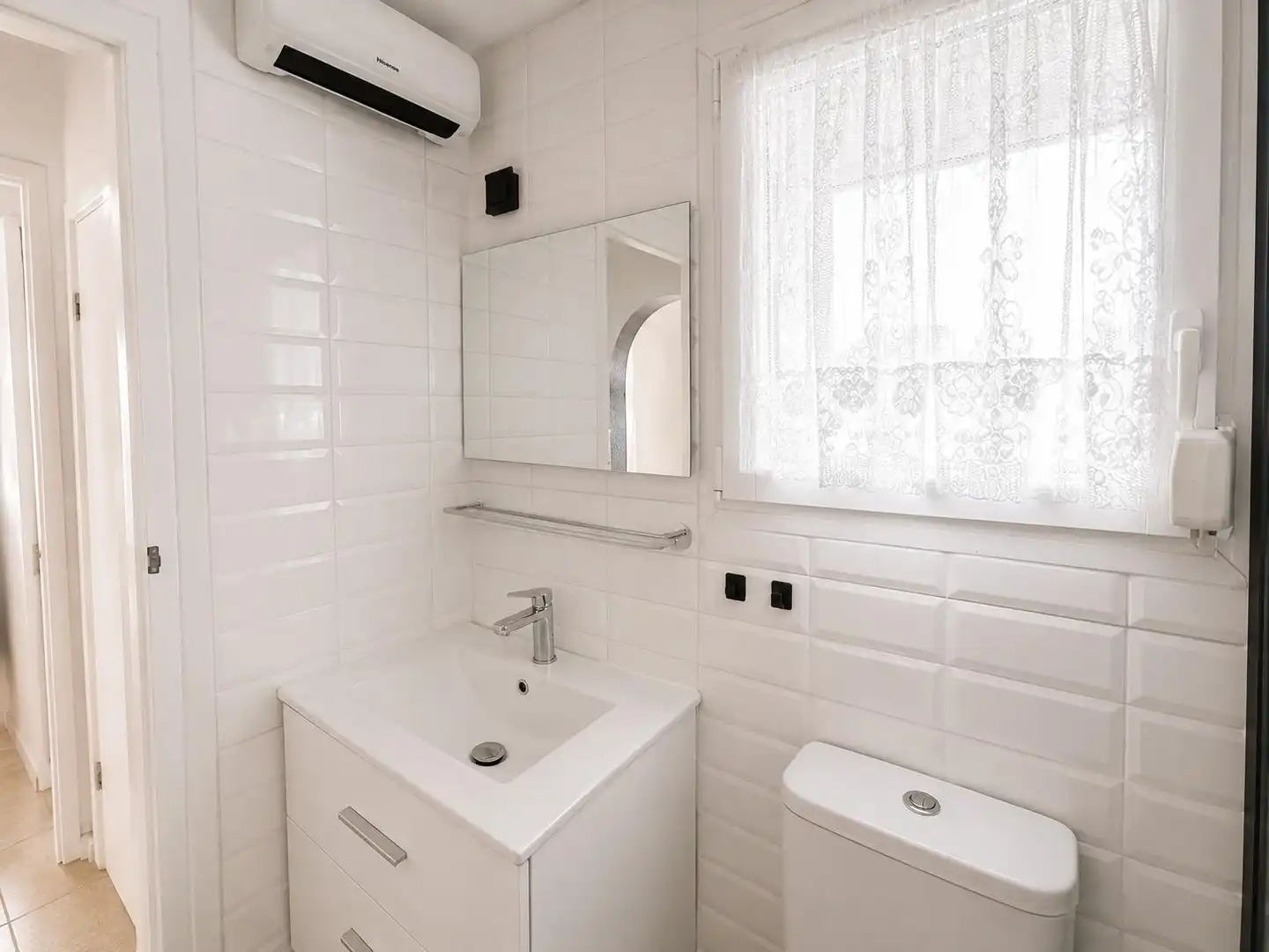 Bathroom of Houses for sale in Empuriabrava