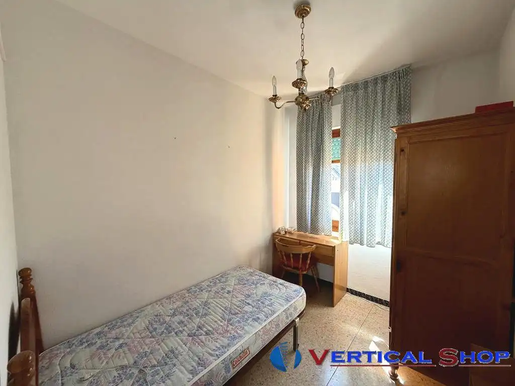 Bedroom of Flat for rent in Caudete