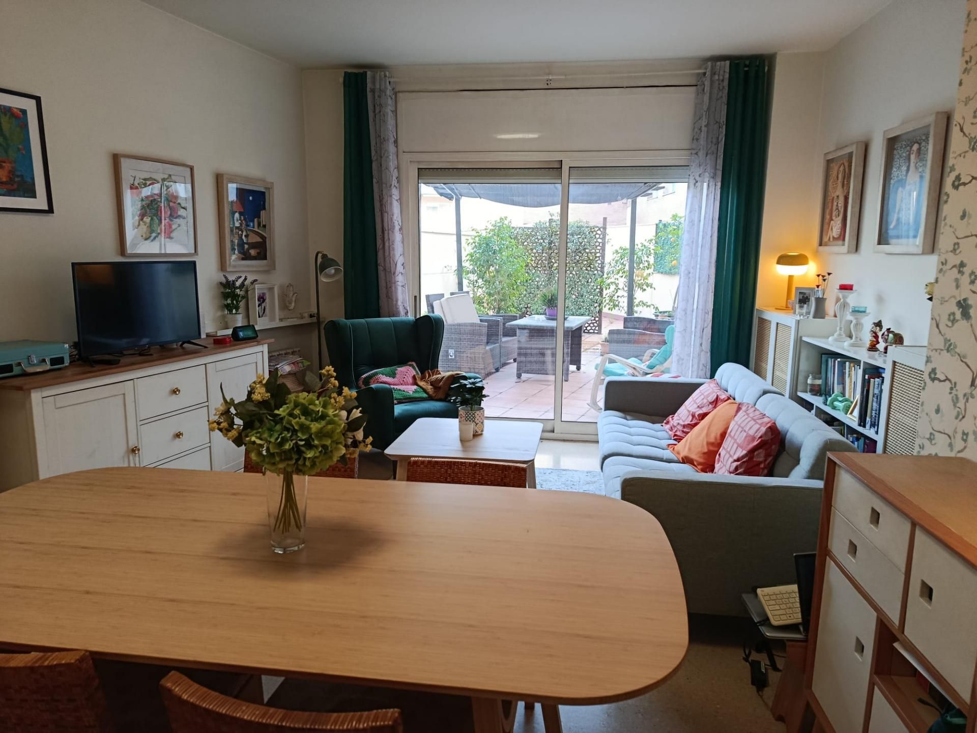 Sala d'estar de Planta baixa en venda en Montmeló amb Calefacció, Terrassa i Traster