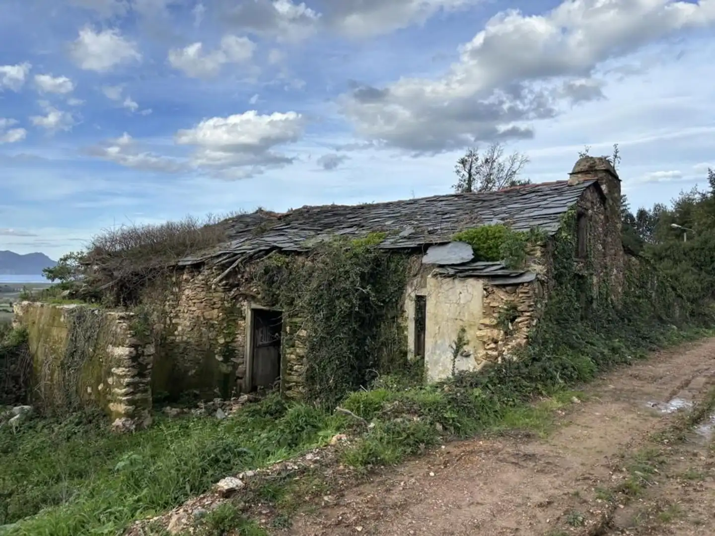 Exterior view of Country homes for sale in Ortigueira  with Private garden, Terrace and Storage room