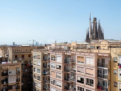 Exterior view of Attic for sale in  Barcelona Capital