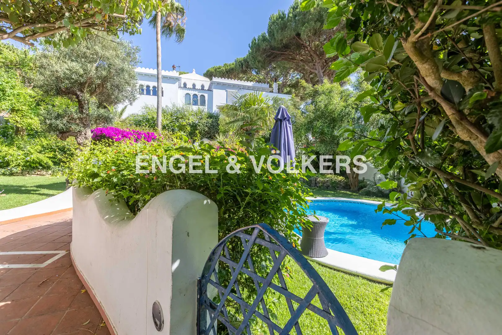 Außenansicht von Country house zum Verkauf in El Puerto de Santa María mit Klimaanlage, Heizung und Privatgarten