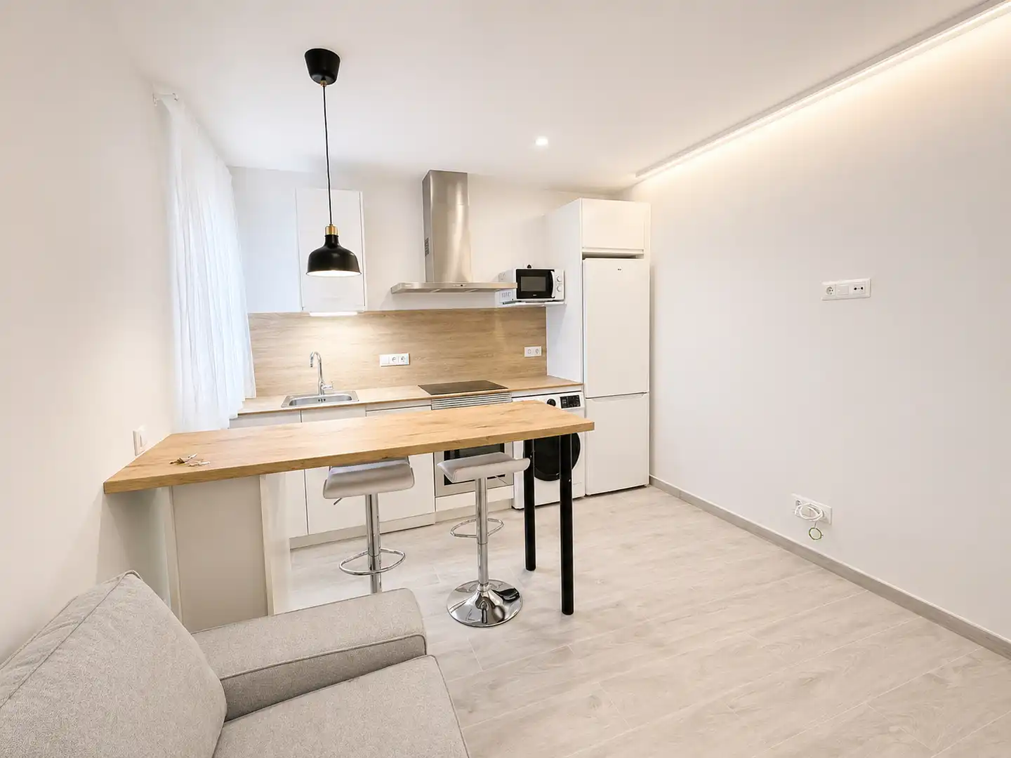 Kitchen of Flat for rent in Pinto  with Air Conditioner, Heating and Furnished