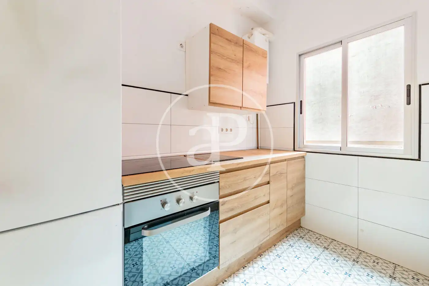 Kitchen of Flat for sale in Madrid  with Heating, Terrace and Storage room
