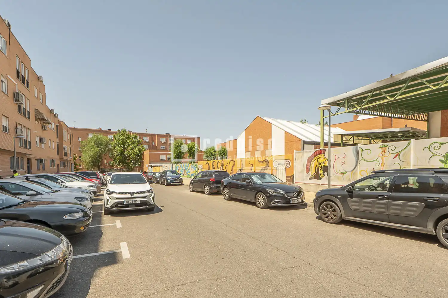 Parking of Flat for sale in Pinto  with Air Conditioner, Heating and Terrace