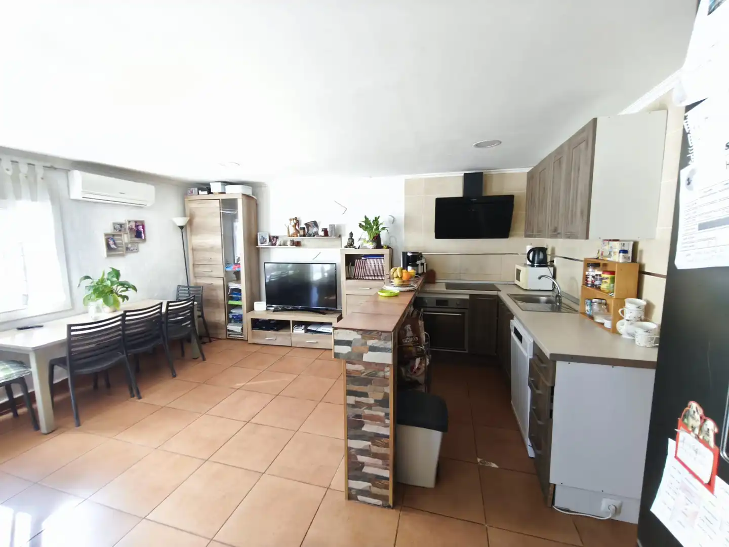 Cuina de Casa o xalet en venda en Mont-roig del Camp amb Aire condicionat, Calefacció i Jardí privat