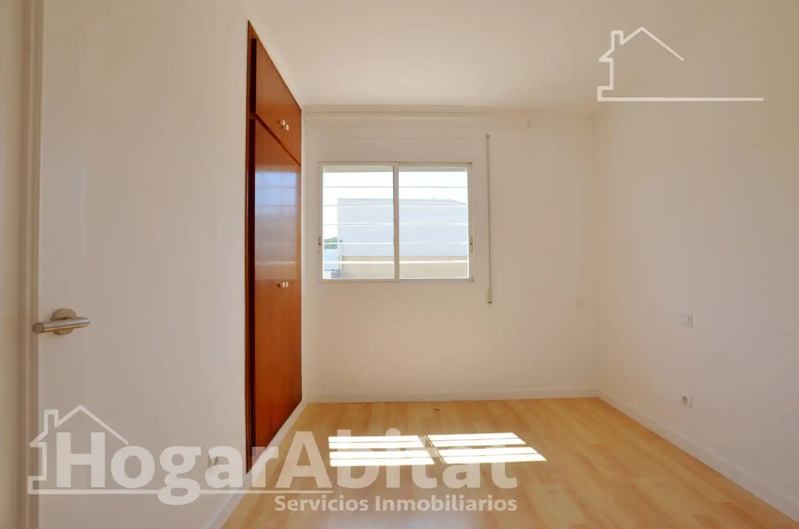 Bedroom of Flat for sale in Gandia  with Parquet flooring and Balcony