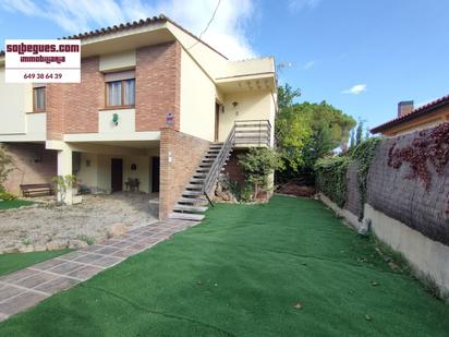 Exterior view of House or chalet for sale in Begues  with Private garden and Storage room