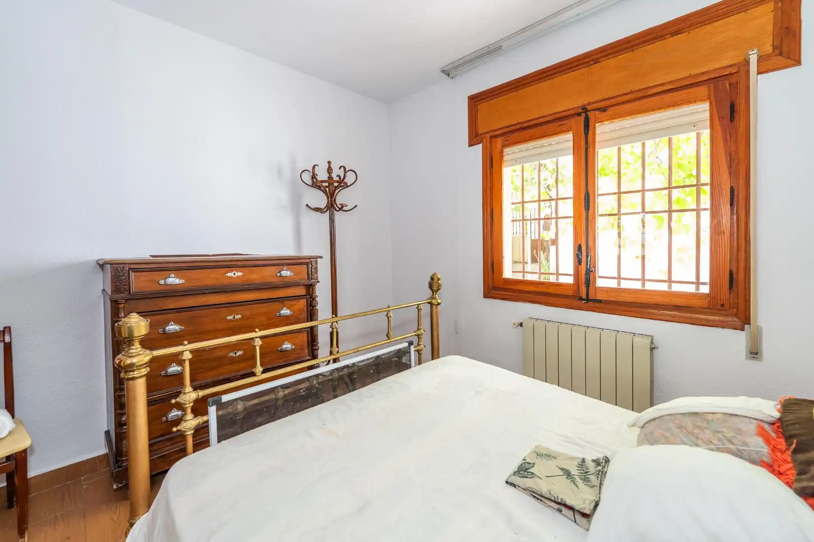 Dormitori de Casa o xalet en venda en Yuncler amb Aire condicionat, Calefacció i Jardí privat