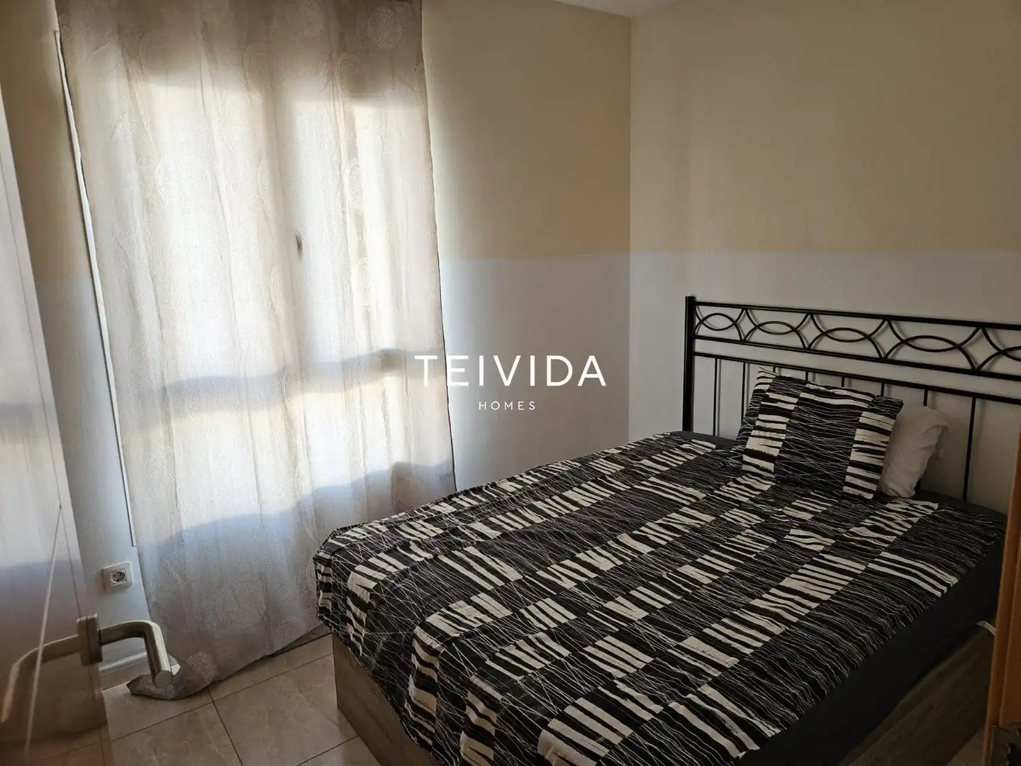 Schlafzimmer von Wohnung zur Miete in Adeje mit Schwimmbad, Möbliert und Gemeinschaftspool
