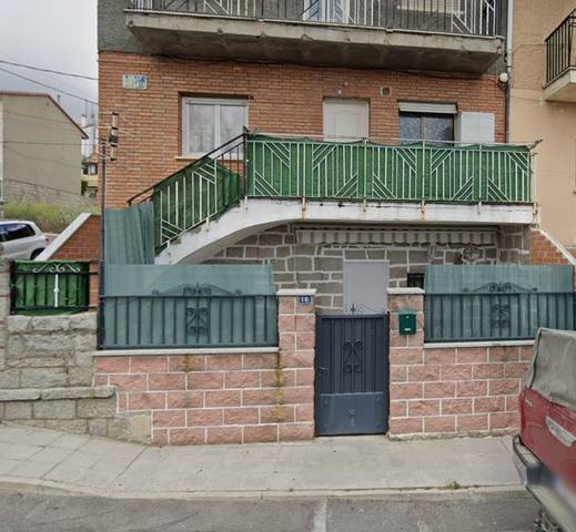 Piso en Venta en Av Madrid en Las Navas del Marqués