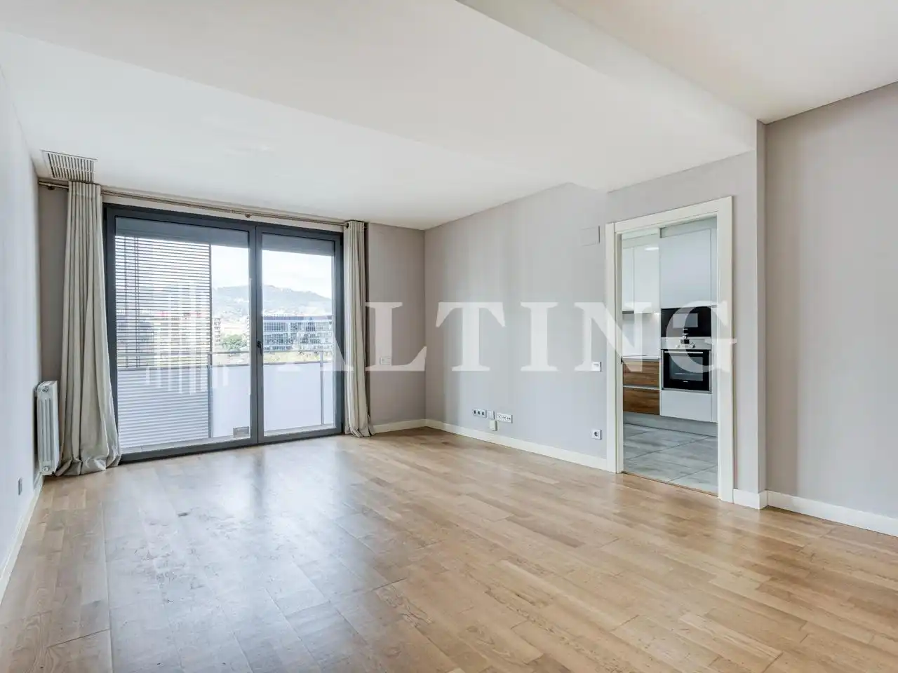 Schlafzimmer von Wohnung zum Verkauf in Barcelona mit Parkett, Terrasse und Abstellraum