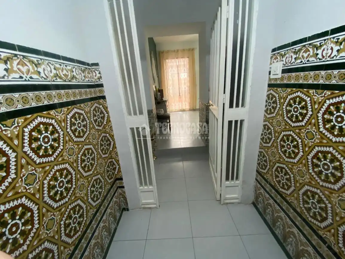 Casa adosada en venta en Sanlúcar la Mayor
