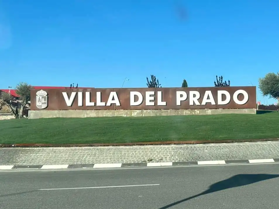 Pis en venda en Villa del Prado amb Calefacció i Traster