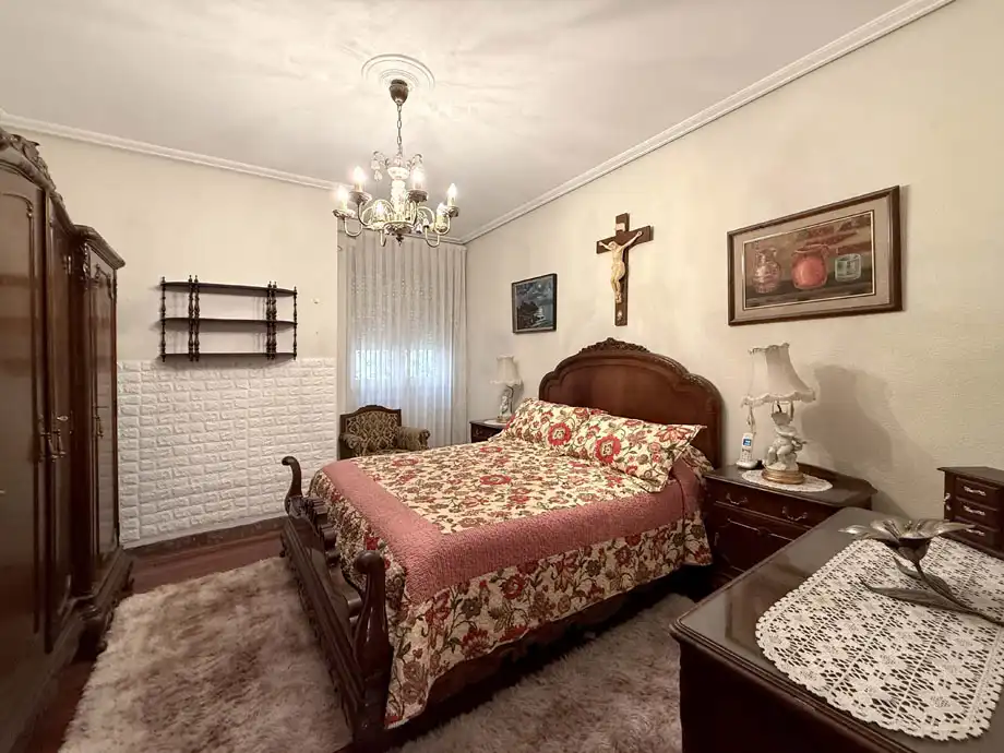 Habitación de Piso en venta en Vitoria - Gasteiz con Calefacción, Terraza y Trastero