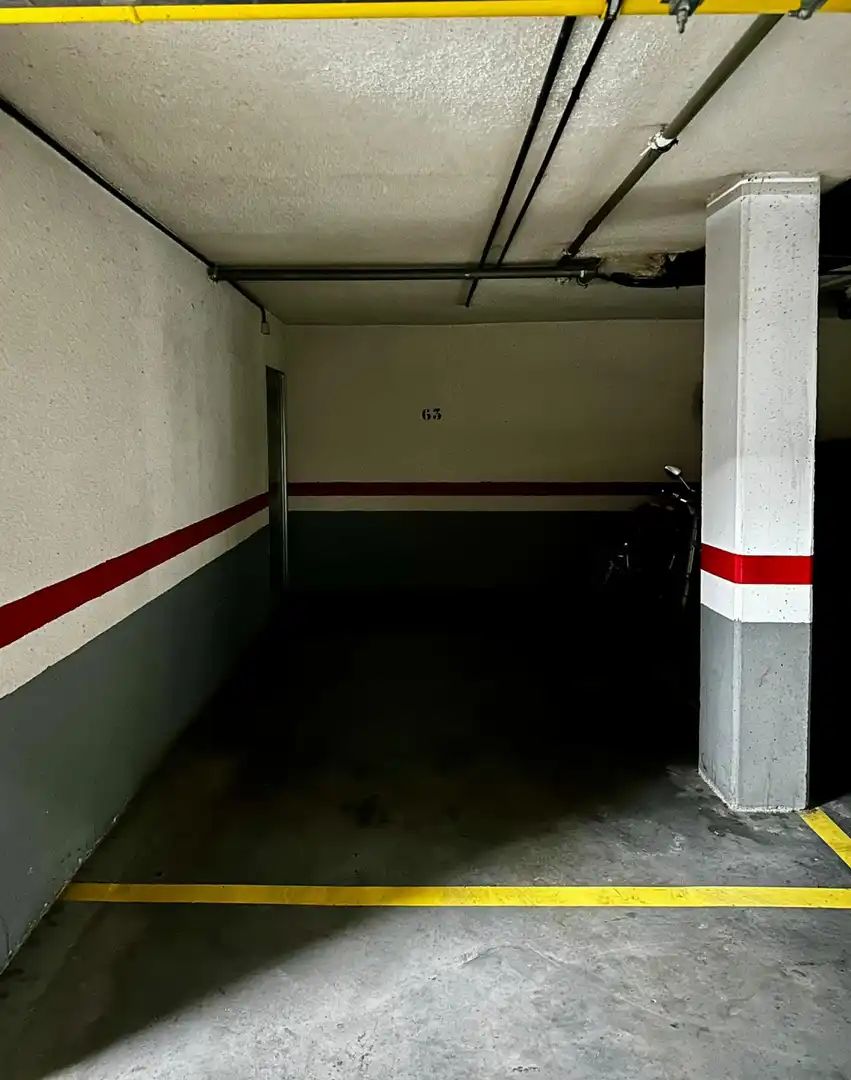 Parking de Piso en venta en  Logroño con Aire acondicionado, Calefacción y Trastero