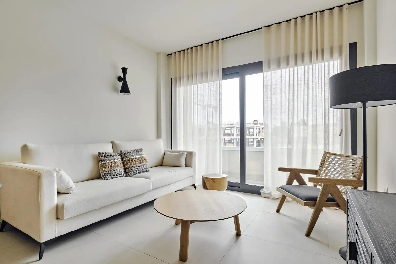 Sala de estar de Ático en venta en Torrevieja con Aire acondicionado, Calefacción y Jardín privado