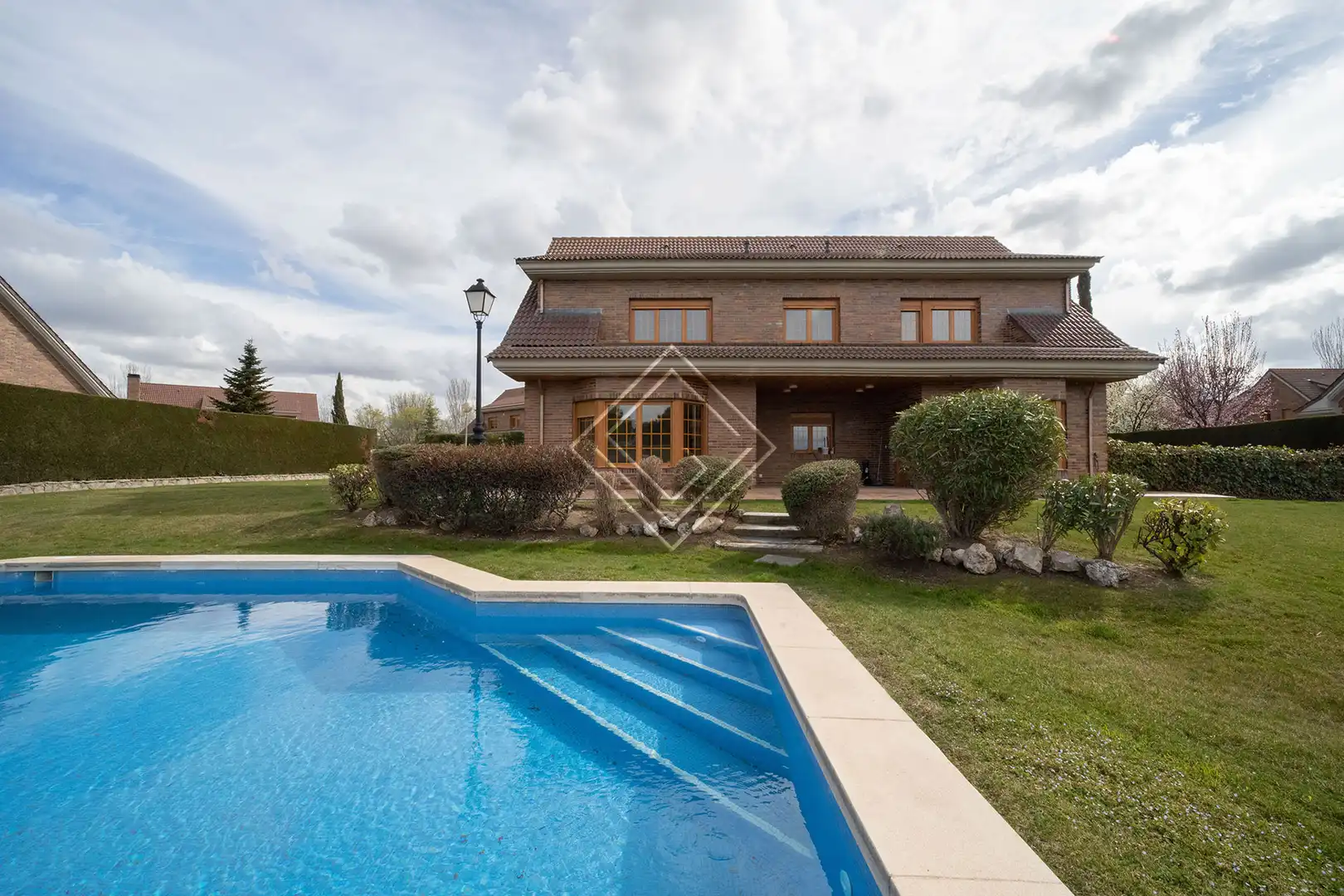 Casa con piscina en alquiler en Calle de Altos de la Moraleja, imagen 2