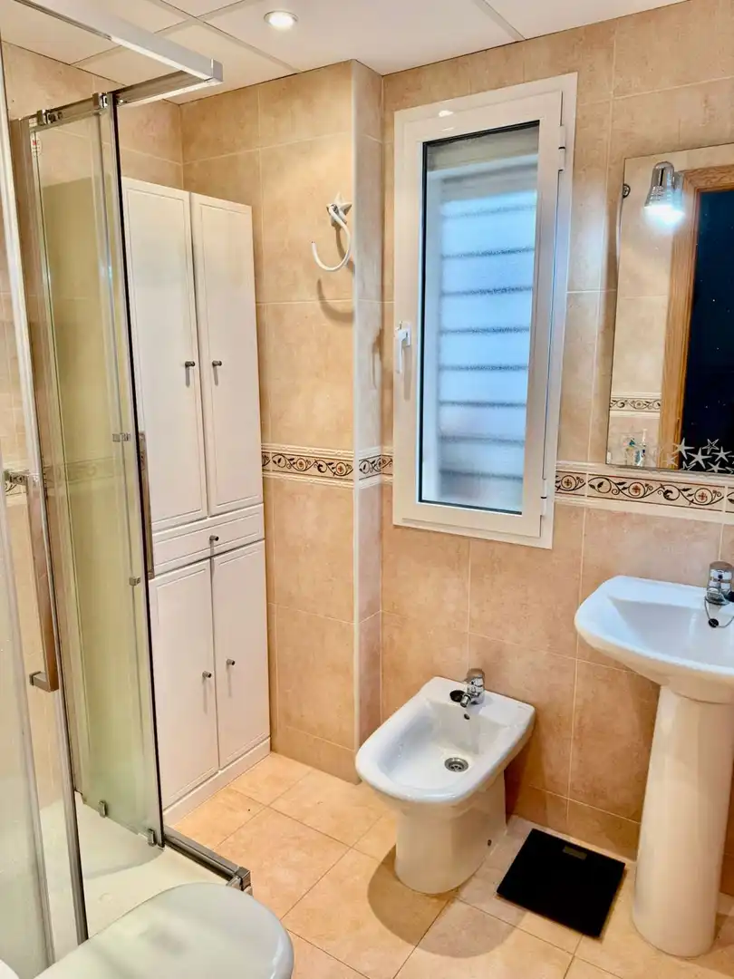 Bathroom of Apartments for sale in Málaga