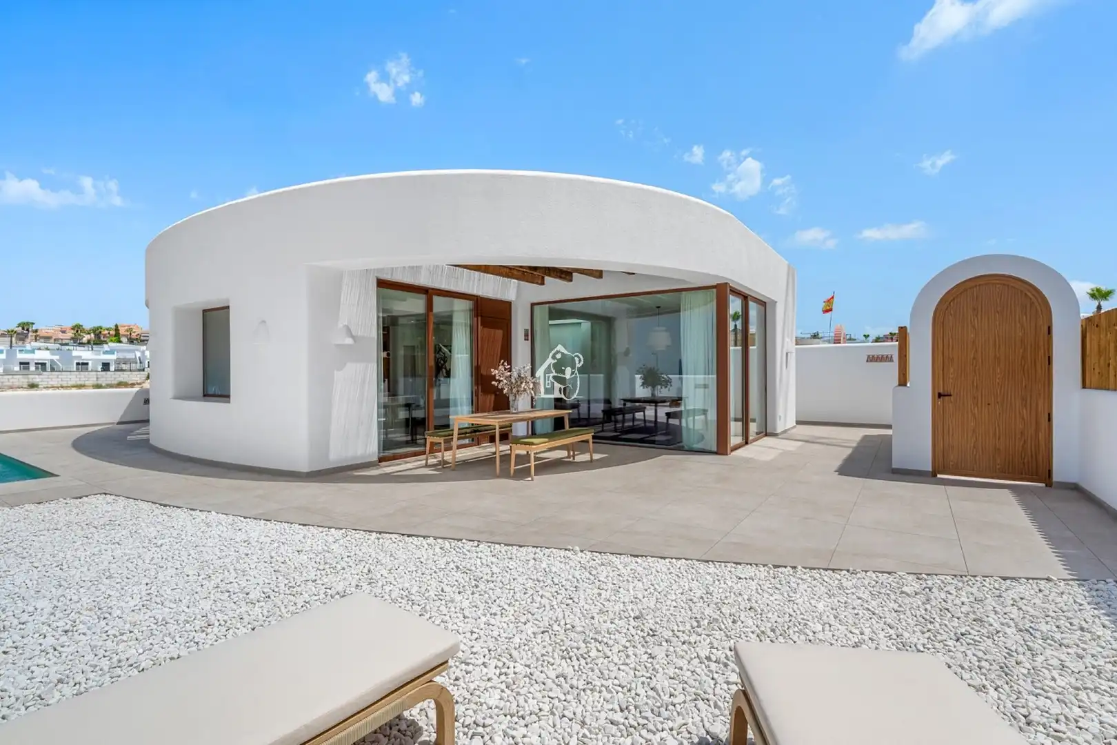 Casa con piscina en venta en Algorfa