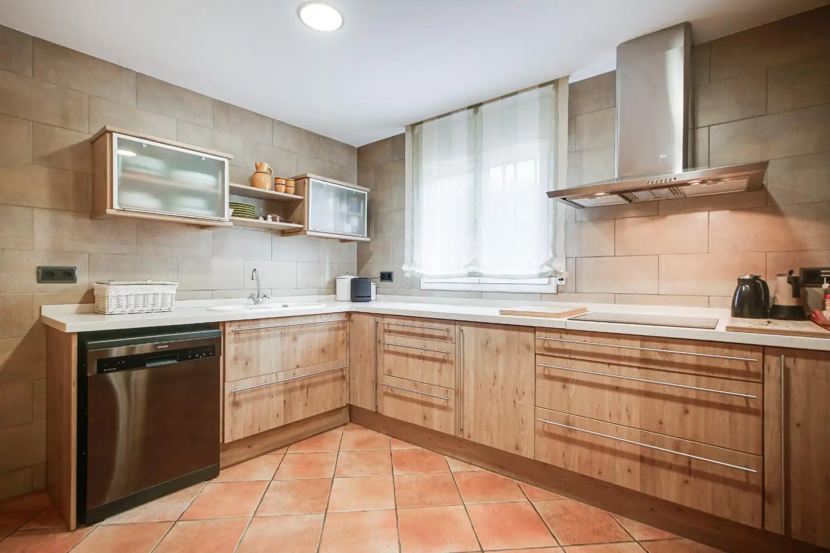 Cuina de Casa o xalet en venda en Caldes de Montbui amb Aire condicionat, Calefacció i Jardí privat