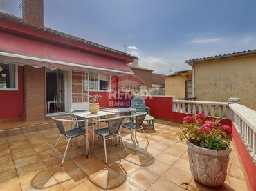 Casa con jardín en venta en Rúa de Manuel Costas Bastos