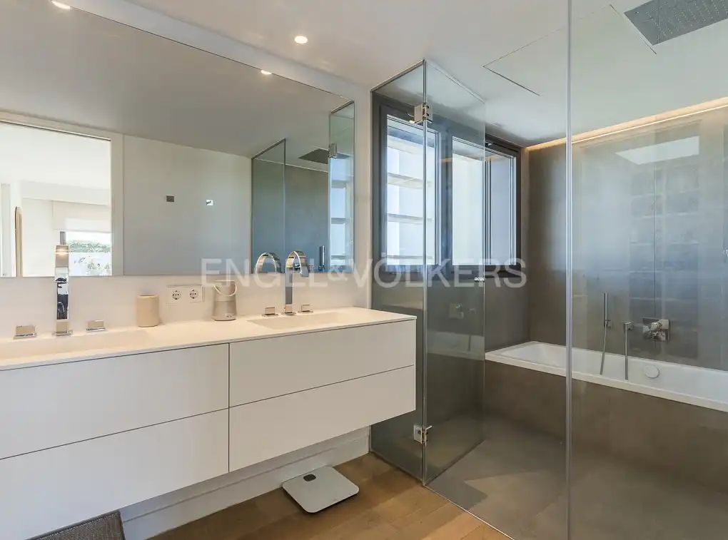 Bathroom of Detached homes for sale in Gavà  with Air Conditioner, Heating and Private garden