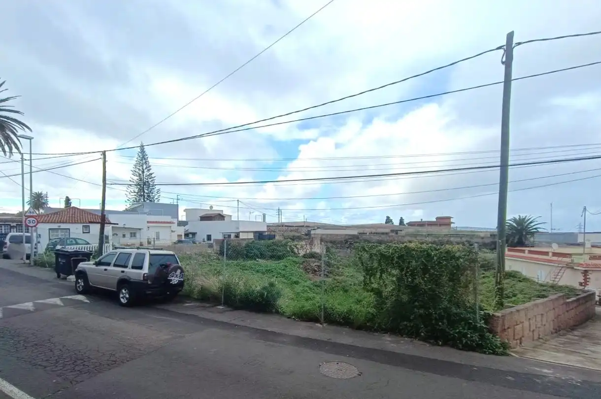 Vista exterior de Residencial en venda en San Cristóbal de la Laguna