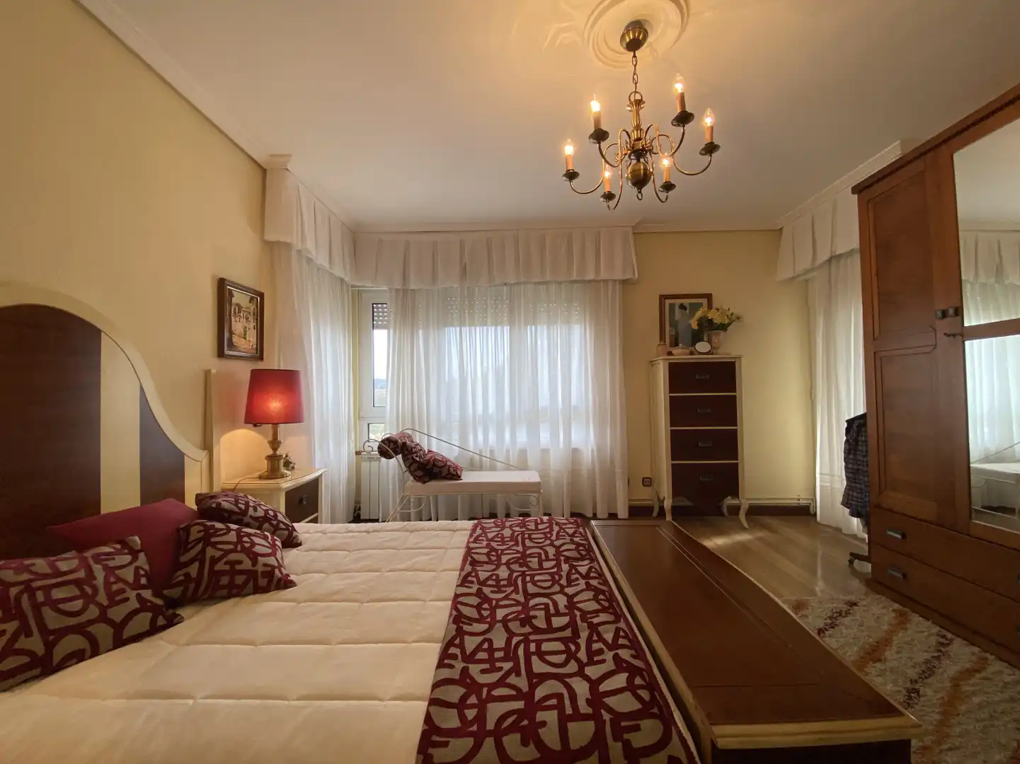 Bedroom of Detached homes for sale in Torrelavega   with Heating, Private garden and Parquet flooring