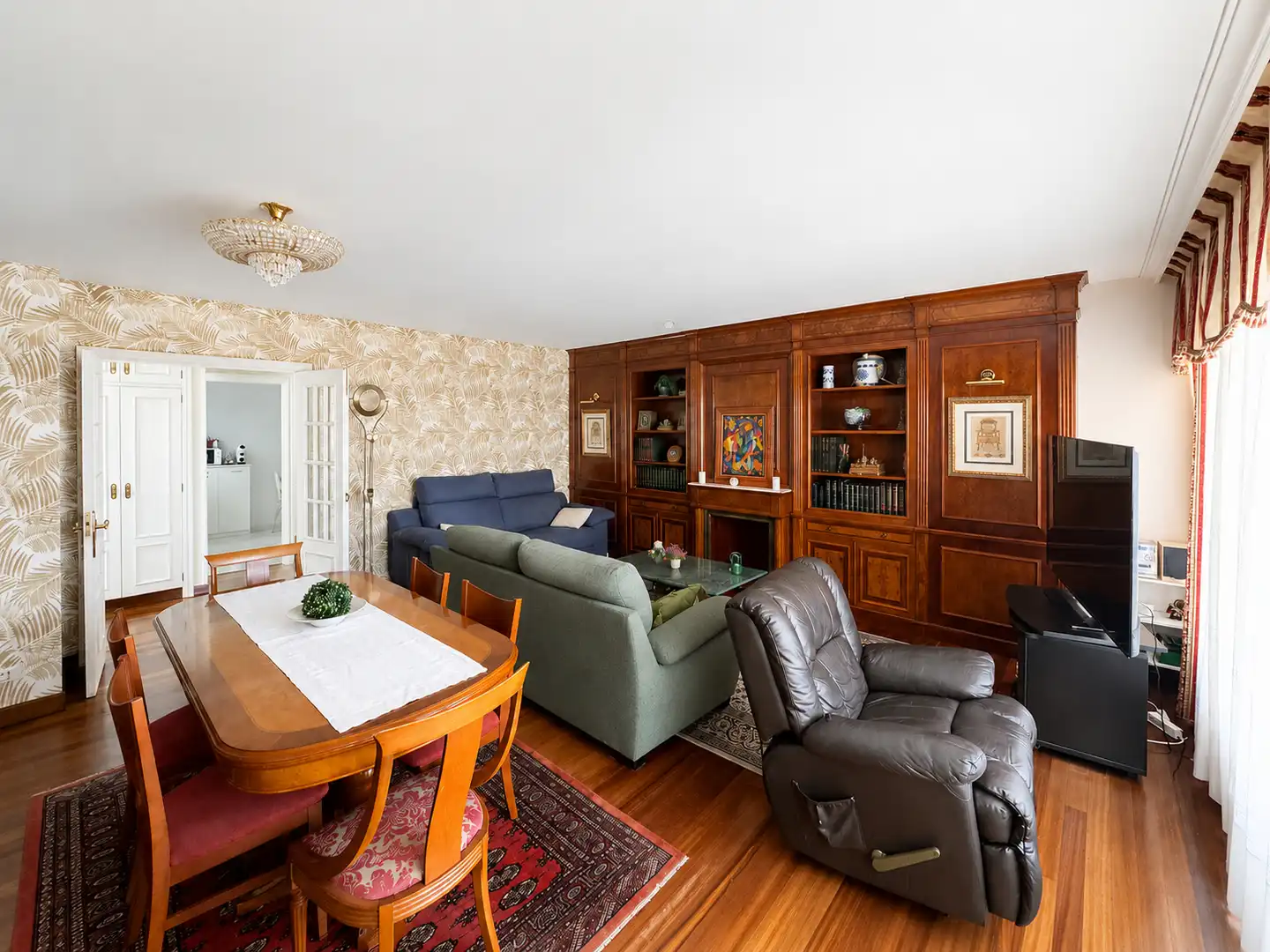 Living room of Duplexes for sale in Vigo   with Air Conditioner, Heating and Parquet flooring