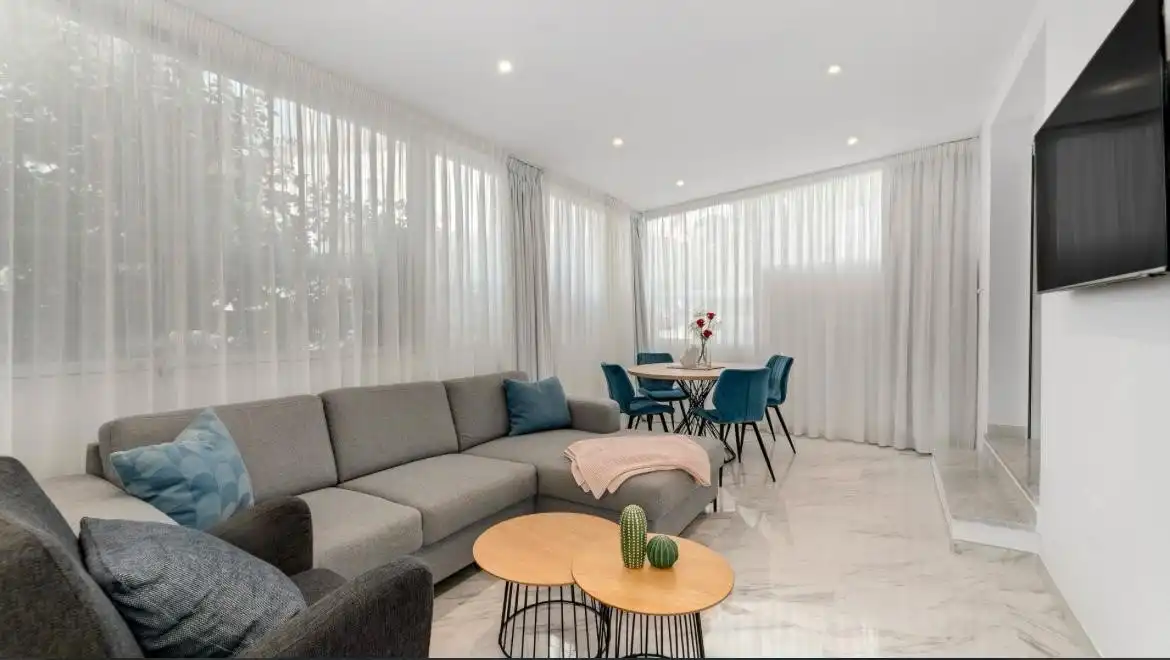 Apartamento con piscina en venta en Milla de Oro, imagen 8
