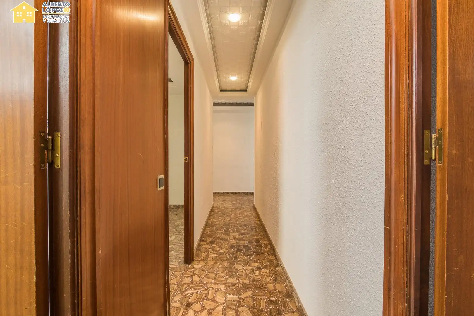 Ático en venta en Elche / Elx con Terraza y Balcón