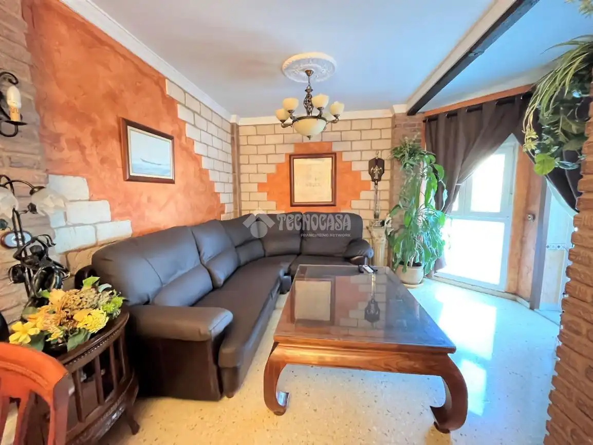 Sala d'estar de Pis en venda en San Fernando amb Aire condicionat