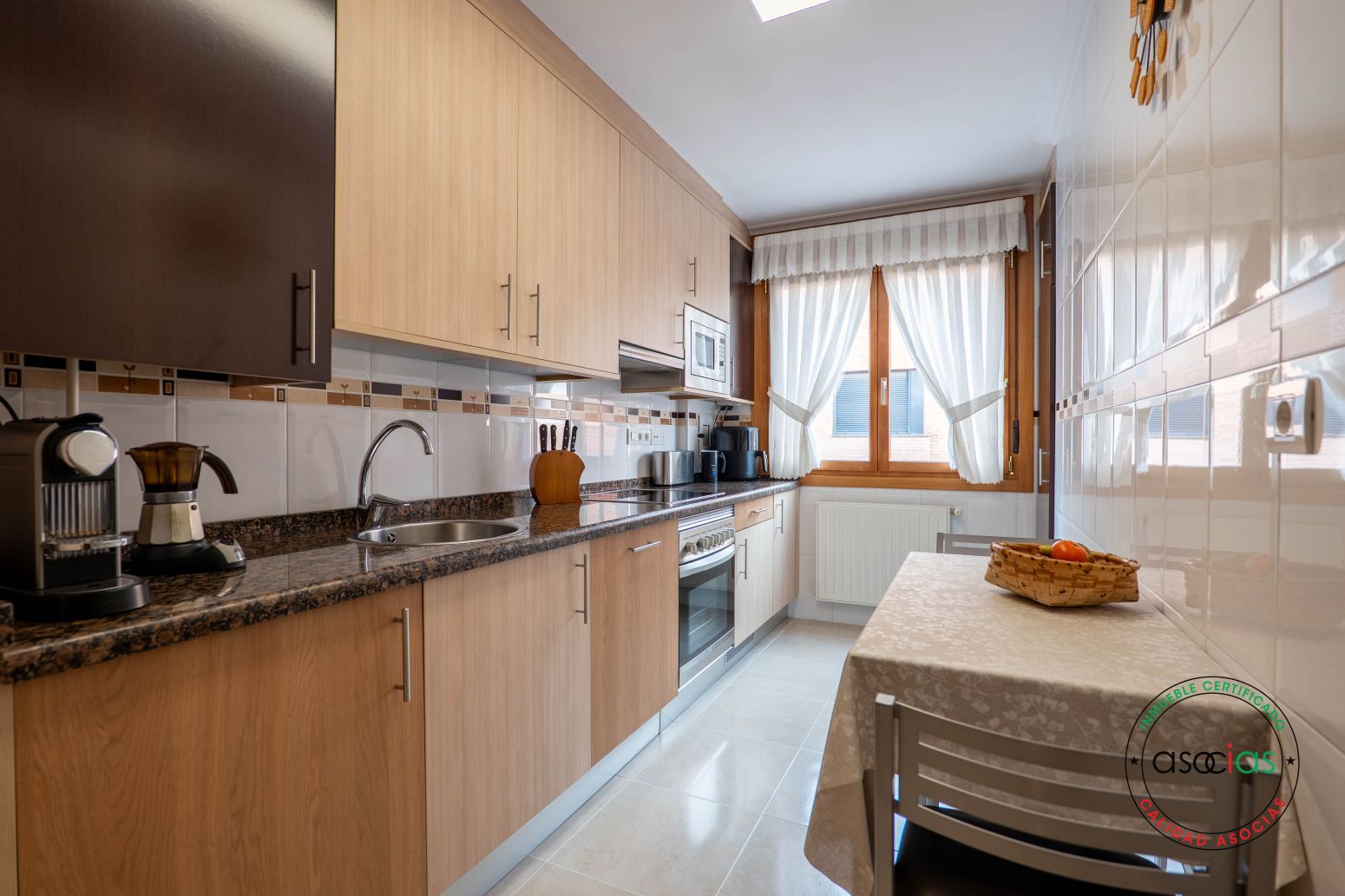 Cocina de Piso en venta en Gijón  con Calefacción, Parquet y Trastero